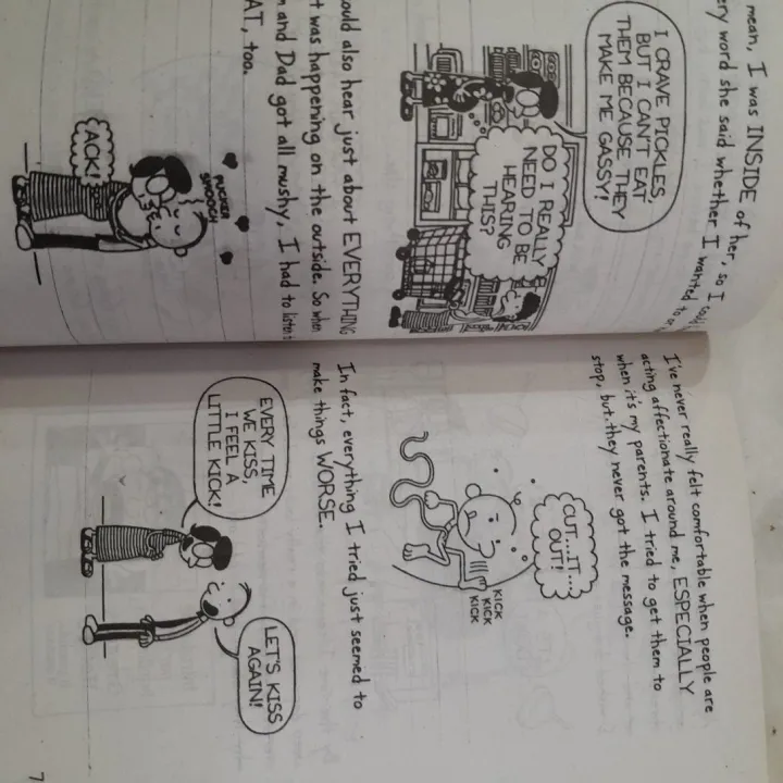 Diary%20of%20a%20wimpy%20kid.%20%20THE%20THIRD%20WHEEL%20-%20Image%203