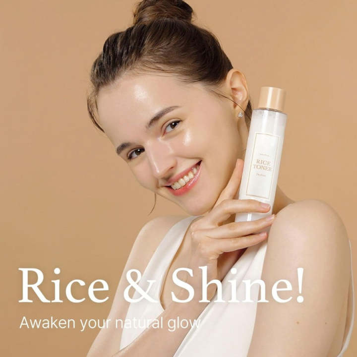I'm%20From%20Rice%20Toner%20-%20150ml%20%7C%20Korean%20Skincare%20%7C%20Brightening,%20Hydrating%20&%20Skin%20Tone%20Care%20for%20All%20Skin%20Types%20-%20Image%207