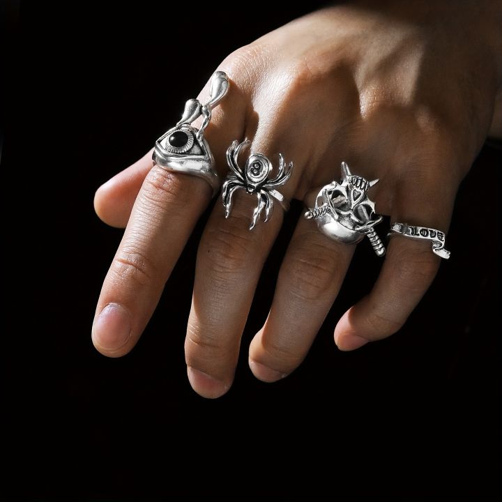 24pcs%20Gothic%20Ring%20Set%20Trendy%20Joker%20Face%20Devil%20Smile%20Face%20Patterns%20Zinc%20Alloy%20Mix%20And%20Match%20For%20Daily%20Outfits%20Party%20Accessories%20-%20Image%206