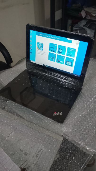 Lenovo%20ThinkPad%20Yoga%2011e%20Touchscreen%20Laptop%20%7C%20Intel%20Celeron%20N2930%20%7C%204GB%20RAM%20%7C%2016GB%20SSD%20%7C%2011.6"%20HD%20%7C%20Windows%2010%20Pro%20%7C%20360%C2%B0%20Convertible%20-%20Image%203