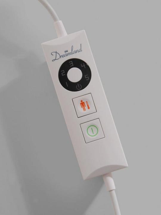 DREAMLAND%20HEATING%20PAD%20%20Intelliheat%20Fast%20Heat%20Multi-Purpose%20heat%20pad%20brings%20comfort%20and%20supports%20your%20well%20being.%20The%20Heatpad%20uses%20groundbreaking%20intelliheat%20technology%20that%20provides%20instant%20heat%20up%20and%20precise%20temperature%20control.%20-%20Image%205