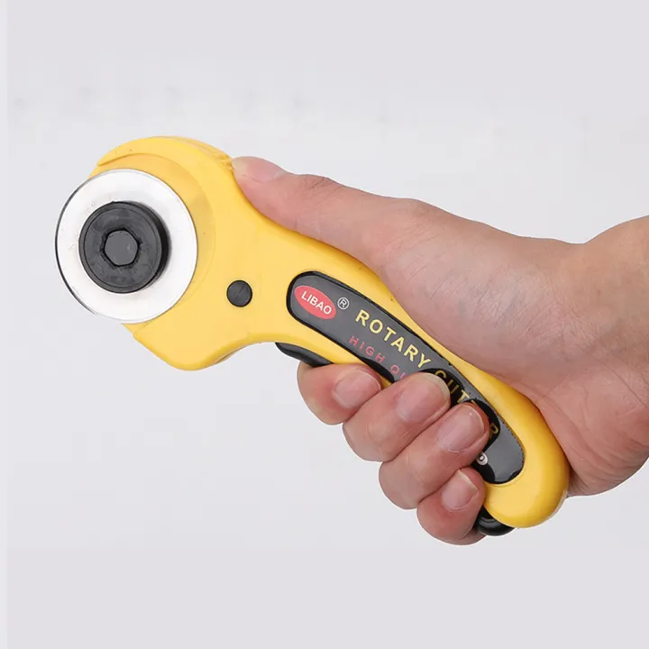 45mm%20Rotary%20Cutter%20Leather%20Fabric%20Cutting%20Leathercraft%20Tool%20Handle%20Rolling%20Cutter%20with%20Safety%20Lock%20for%20Quilting%20Sewing%20Crafting%20-%20Image%206