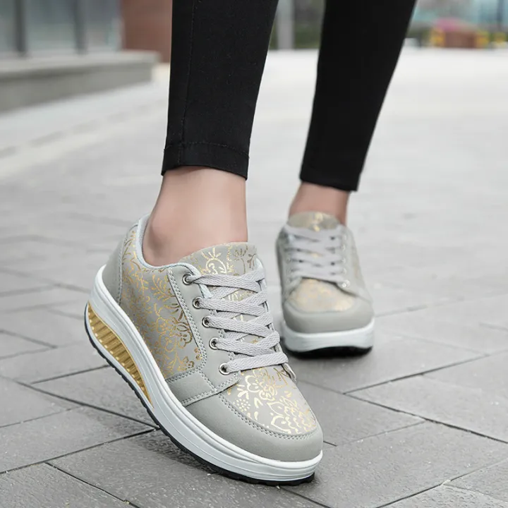 Women%20Leather%20Casual%20Sneakers%20Fashion%20Comfortable%20Platform%20Walking%20Shoes%20Wedge%20Moccasins%20Breathable%20Loafers%20Zapatos%20De%20Mujer%20-%20Image%204