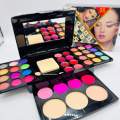Bridal Makeup Kit. 