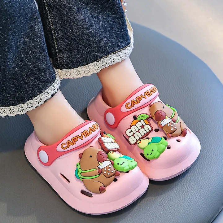 One%20Pairs%20of%20Summer%20Kids'%20Garden%20Clogs%20Shoes%20Boys%20&%20Girls%20Beach%20Sandal%20Lightweight%20Breathable%20Cute%20Capybara%20Baby%20Slippers%20-%20Image%204