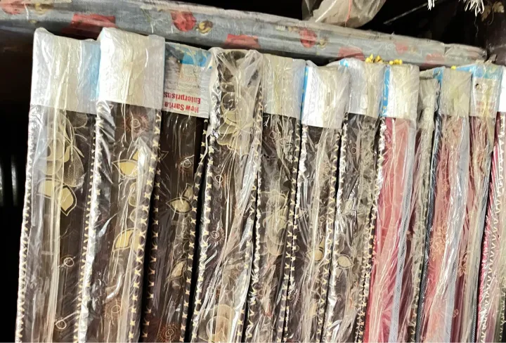 Coir%20Mattress%20Made%20With%20Fine%20Quality%20Materials%20and%20Luxury%20Coir%20For%20Comfortable%20Sleep%20and%20Durable%20as%20well%20-%20Image%204