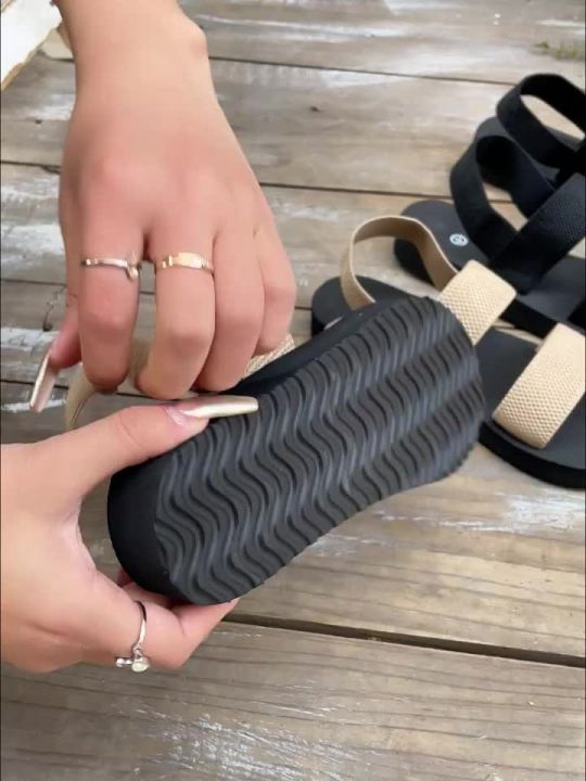 Ladies Elastic Flat Sandals Simulated Grass Weave Lightweight Beach Casual Shoes Classic Black