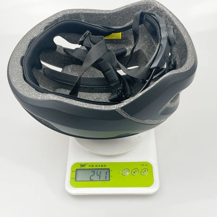 Air%20Cycling%20Helmet%20Safety%20Hat%20Outdoor%20Bicycle%20Mountain%20Bike%20Helmet%20Cycling%20Equipment%20Light%20Mountain%20Road%20Bike%20Helmet%20Cascos%20-%20Image%205