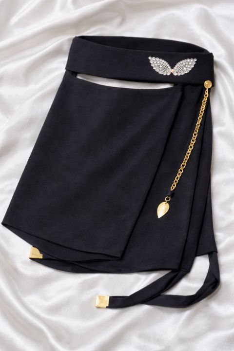 Black%20Niqab%20with%20Rhinestone%20Butterfly%20%7C%20fancy%20naqab%20%7C%20hijab%20%7C%20Premium%20full%20coverage%20hijab%7C%20clipped%20naqab%20-%20Image%203