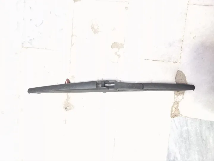 Toyota%20VITZ%20Back%20wiper%20Blade%20IMPORTED%20-%20Image%202