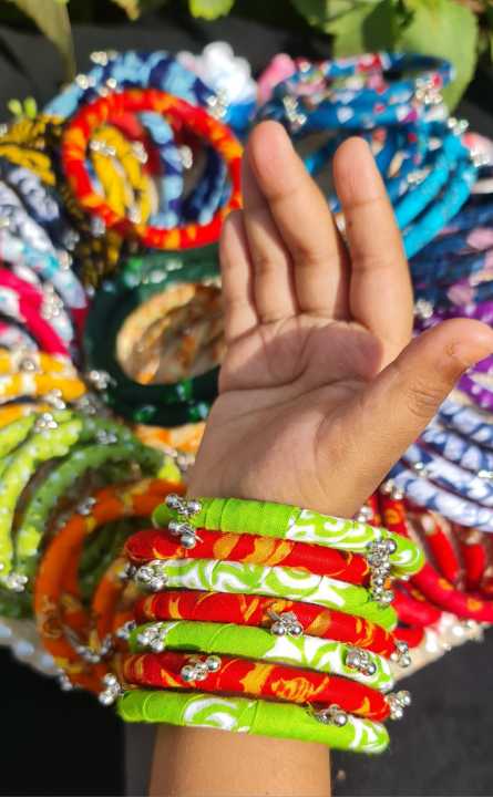 Stylish%20Handmade%20Fabric%20Bangles%20for%20Women%204%20Pcs%20Set%20-%20Image%206