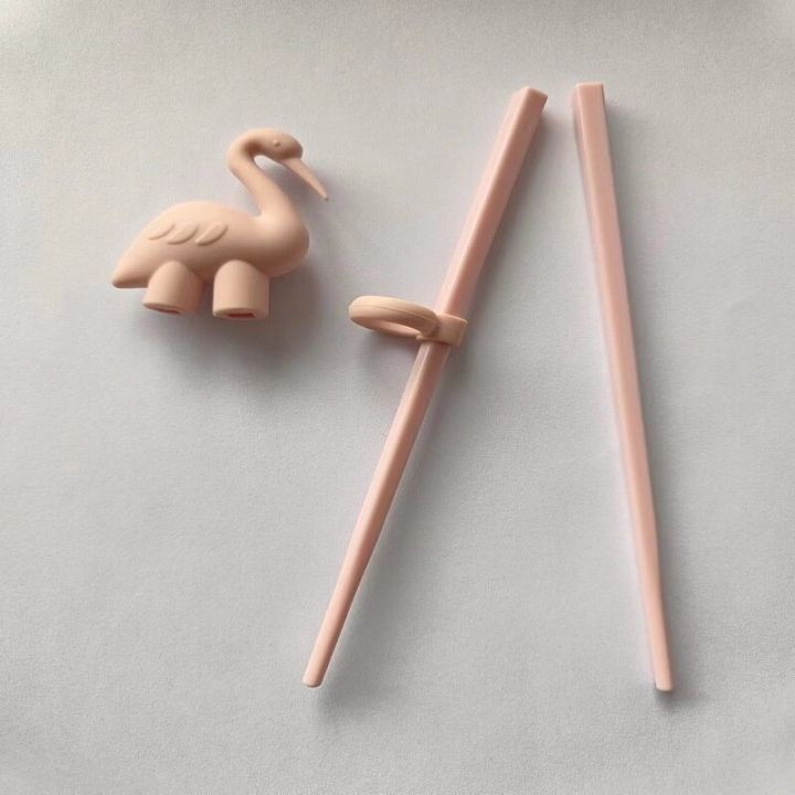 Animal%20Training%20Chopsticks%20for%20Kids%20and%20Beginners%20Reusable%20Children%20Eat%20Helper%20with%20Adjustable%20Finger%20Holders%20-%20Image%203
