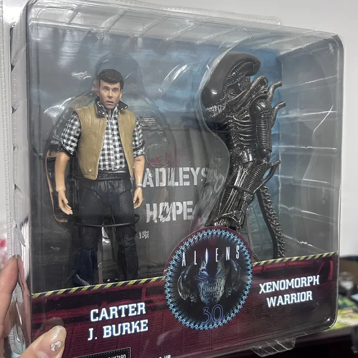 NECA%20Alien%20Vs%20Predator%20Action%20Figure%20Aliens%20vs%20Predator%20Grid%20Alien%20Xenomorph%20Translucent%20Model%20Toys%202pcs%20Desktop%20Collection%20%20-%20Image%203