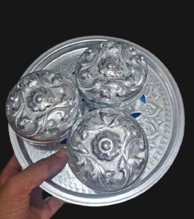 Paner%20Bata%20Pandan%20Sets%20Khandani%20Paner%20Box%20Betel%20Leaf%20Bowl%20Set%20-%20With%203%20Pots%20Experience%20Traditional%20Betel%20Leaf%20Serving%20With%20This%20Stylish%20Set%20THAI%20-%20Image%203