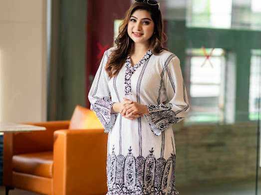 Pakistani%20two%20pis%20-%20Image%203