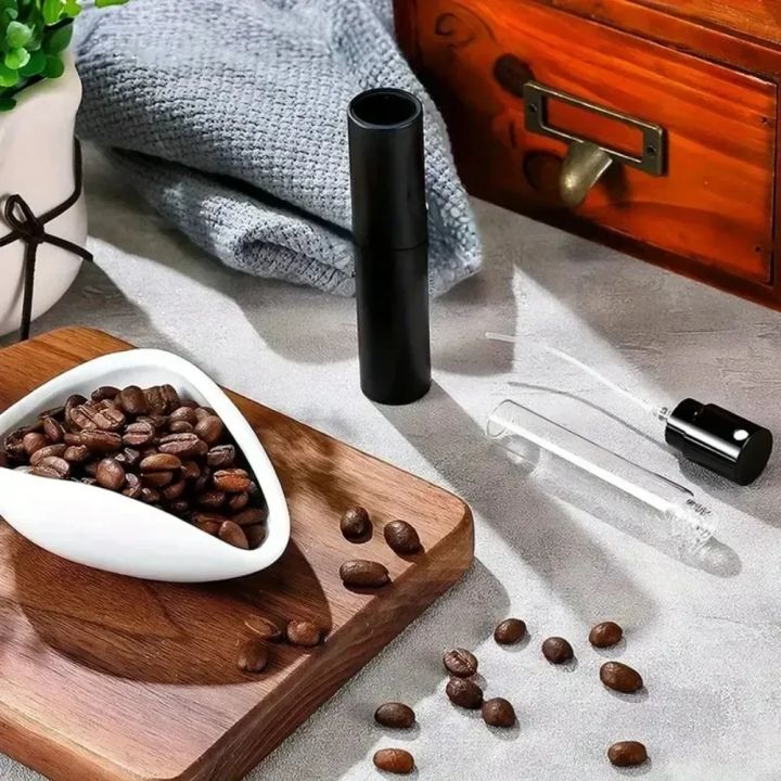 1pc%2010ml%20Rotary%20Handheld%20%20Anti-Static%20Coffee%20Bean%20Spray%20Bottle%20for%20Precision%20Grinding,%20Ideal%20for%20Coffee%20Lovers%20-%20Image%205