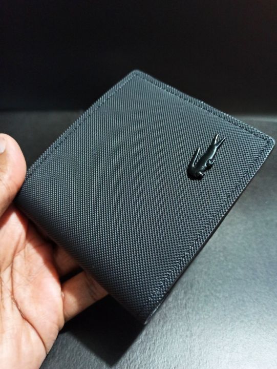 New%20Bi%20Fold%20Wallet%20With%20%20card%20holder%20slot%20and%20cash%20money%20chamber%20For%20Mens%20With%20full%20box%20-%20Image%2010