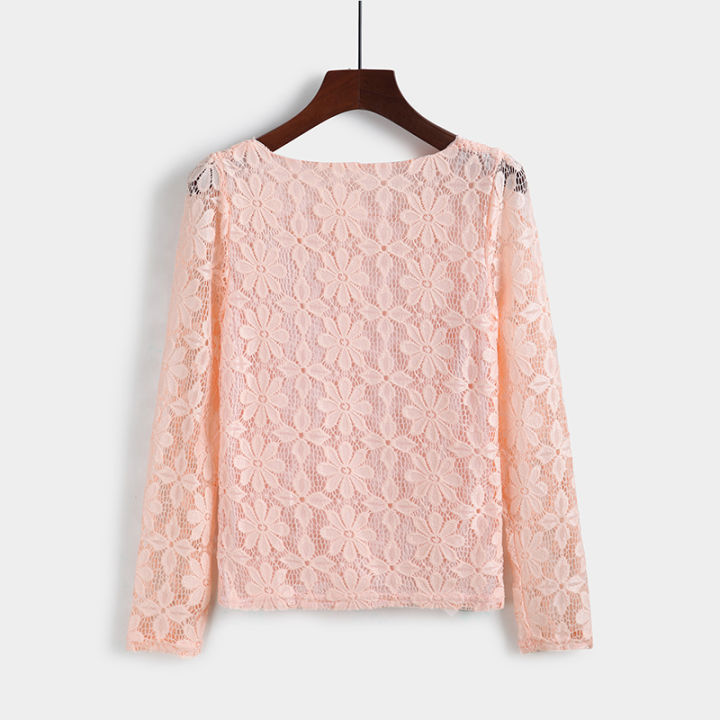 Women's%20form-fitting%20long-sleeved%20lace%20blouse%20with%20a%20feminine%20silhouette%20plus%20size%20clothing%20-%20Image%205