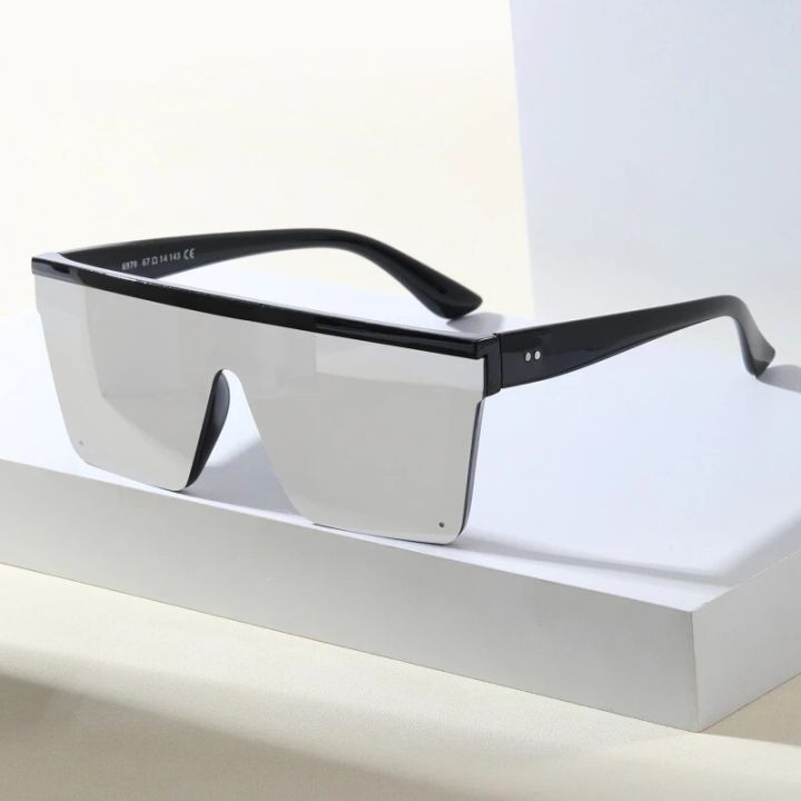 European%20and%20American%20Trendy%20Large%20Frame%20One-piece%20Sunglasses%202024%20New%20Men%20and%20Women%20Street%20Photography%20Driving%20Sunglasses%20Retro%20-%20Image%203