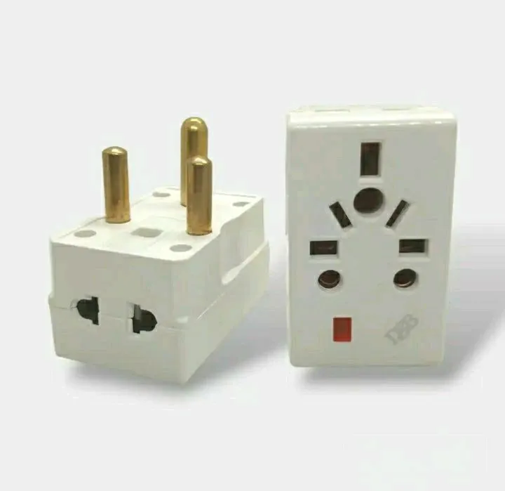 Multi%20plug%20converter%20-%20Image%202