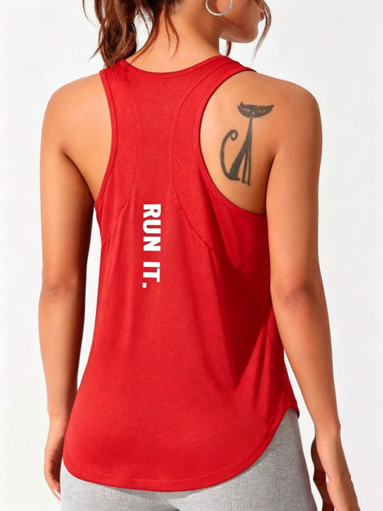 High-value%20women's%20vest,%20a%20versatile%20vest%20that%20can%20be%20used%20for%20cycling,%20yoga,%20and%20running%20-%20Image%207