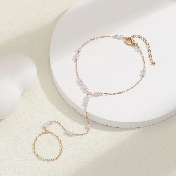 Pearl%20Finger%20Ring%20Bracelet%20for%20Girls%20and%20Women%20Wearing%20Wedding%20Dating%20Travelling%20Party%20-%20Image%203