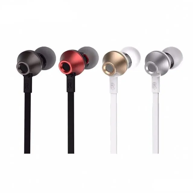Sy%20ReMax%20RM-610D%20headphones%20-%20Image%202