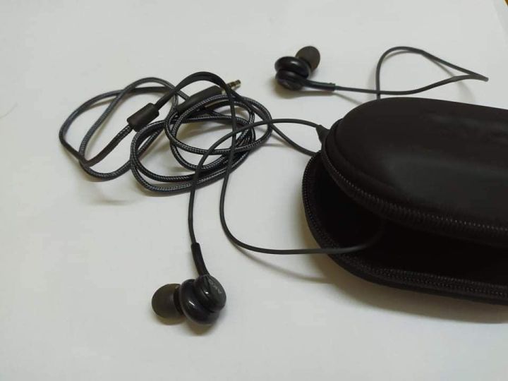 Akg_Super%20Bass%20Earphone%20With%20Pouch%20Box%20Samsung%20Headphone%20-%20Headphone%20-%20Ear%20Phone%20-%20Image%202