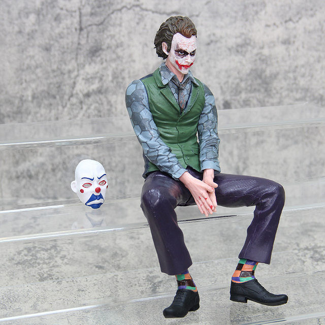 DC%20Comics%20Batman%20Dark%20Knight%20Heath%20Ledger%20Joker%20Chair%20Action%20Figure%20Statue%20-%20Image%203