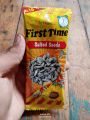Original And High Quality First Time Beej (Pack Of 13 Big Pieces) Sunflower / Sunflower Seeds / Normal Salted / Crispy And Fresh Seeds / Freshness A1 Seeds / With Affordable Price (To Hojaya Time Pass) Seeds. 
