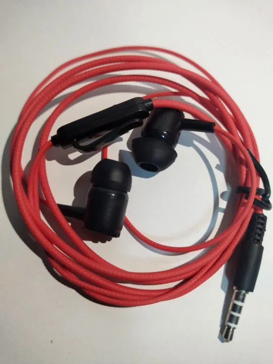 strong bass earphone