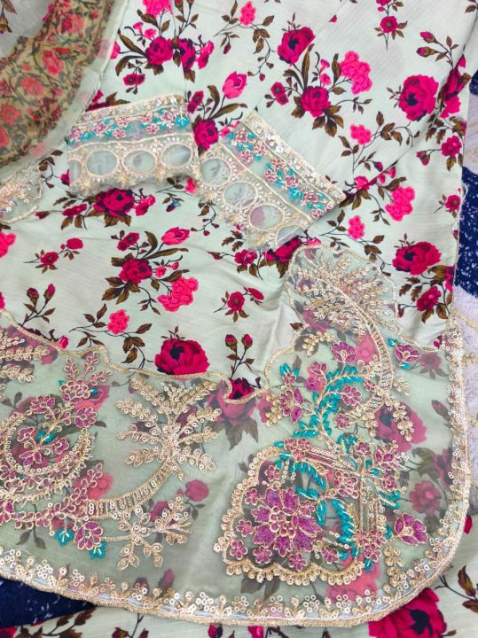 “Eid Special Bana Dora Lawn Round Daman Kurti with Farshi Shalwar ...