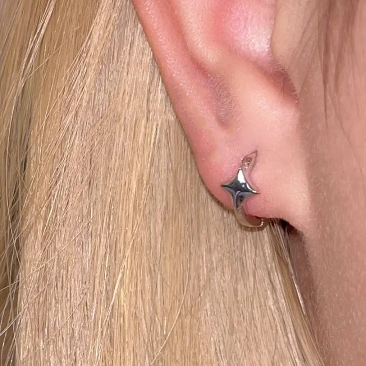 New%20Trendy%20Four-pointed%20Star%20Hoop%20Earrings%20For%20Women%20Simple%20Asymmetric%20Silver%20Color%20Earring%20Aesthetic%20Jewelry%20%20-%20Image%202