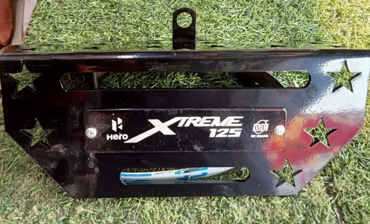 Hero%20Xtreme%20125%20silencer%20cover%20or%20Silencer%20plate%20MS%20steel%20silencer%20protector%20-%20Image%202