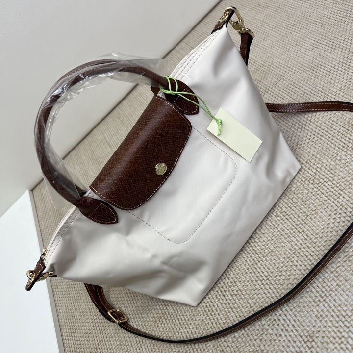 Auth%20LongChamp%CB%89%20Paris%20Le%20Pliage%20Top%20Handle%20Bag/Crossbody%20Bag%207%20Colors%20Small%20Version%2028/20x22cm%20-%20Image%202