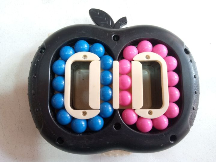 fidgets%20spinners%20the%20artifact%20%20of%20%20relieving%20pressure%20moderate%20handle%20%20easy%20to%20carry%20(limited%20stock)%20-%20Image%202