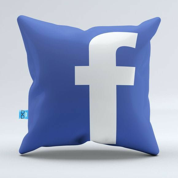 Emoji%20Decorate%20Facebook%20Cushion17.7%20Inch%20Soft%20Compostable%20With%20Pillow%20-%20Image%207