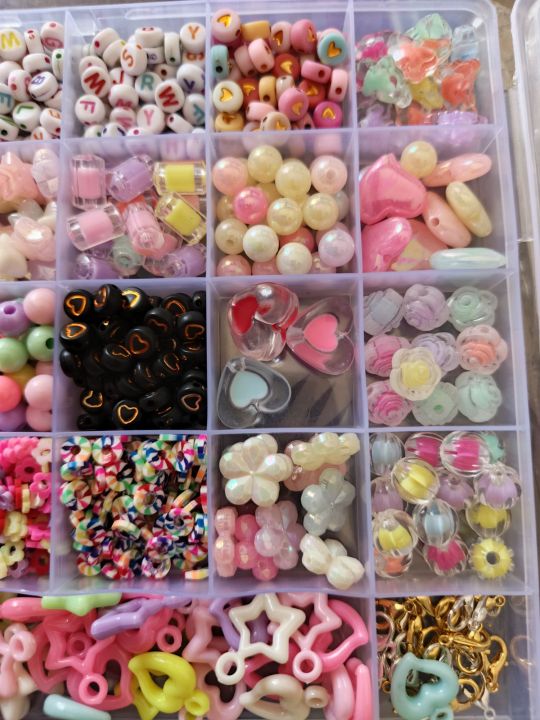 DIY%20Bead%20Bracelet%20Making%20Kit%20%E2%80%93%2027-Grid%20Box%20with%20Colorful%20Beads,%20Alphabet%20Letters,%20Elastic%20String,%20Charms%20&%20Scissors%20%7C%20Jewelry%20Craft%20Set%20for%20Kids%20&%20Adults%20-%20Image%206