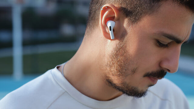 AirPods%20Pro%20(100%25%20Capacity)%20%E2%80%93%20Premium%20Performance,%20Unbeatable%20Price%20-%20Image%204
