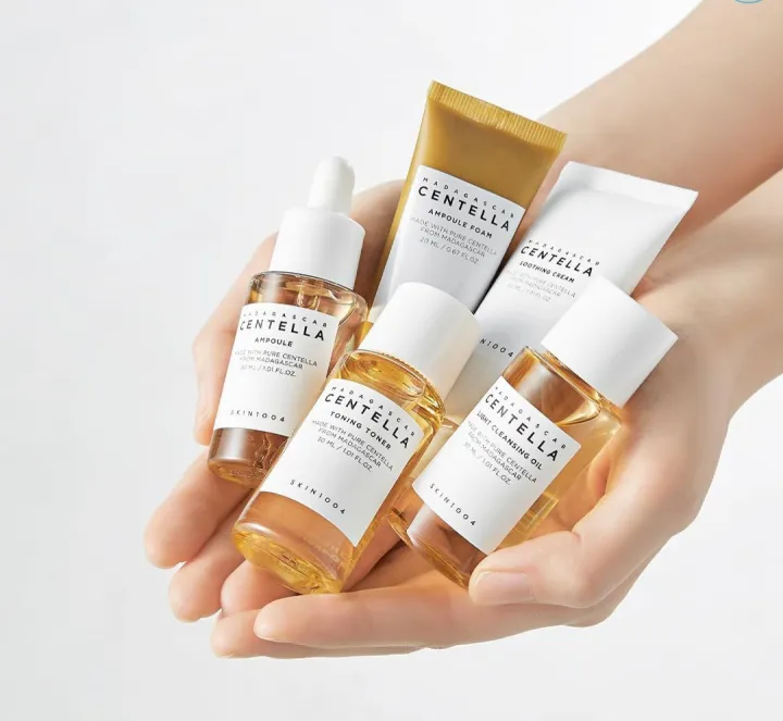 SKIN1004%20Madagascar%20Centella%20Travel%20Kit%20%7C%20Complete%20Korean%20Skincare%20Routine%20for%20Oily%20to%20Combination%20Skin%20-%20Image%205
