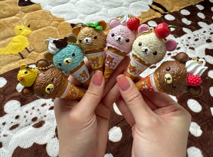 Anime%20Figure%20Kawaii%20Capsule%20Blind%20Box%20Ice%20Cream%20Bear%20Bead%20Chain%20Hanging%20Bag%20Doll%20Toy%20Model%20Decoration%20Pendant%20Birthday%20%20-%20Image%204