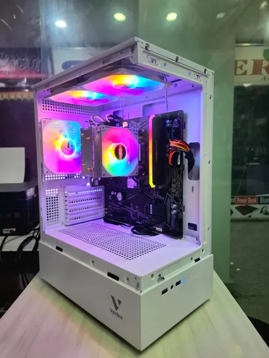 Transparent%20Glass%20Acquarium%20Designed%20ATX%20White%20Gaming%20Casing%20for%20Desktop%20PC%20-%20Image%202