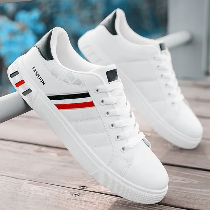 New Men's Casual Shoes Lightweight Breathable Men Shoes Flat Lace-Up Men Sneakers White Business Travel Unisex Tenis Masculino