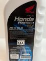 Motorcycle engine oil seal Honda 4T model 0.8 liter SAE10W-30 nozzle suitable for Wave 110i. 