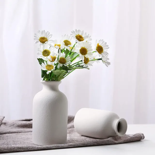 Home%20decorative%20vase%20bottle%20neck%20mini%20vase%20-%20Image%204