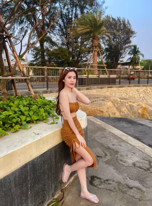 %F0%9F%8C%88Spinnyhouse%F0%9F%8C%88Set%20of%202%20pieces%20saver%20strapless%20side%20skirt%E2%80%BC%EF%B8%8F%20Noble%20brocade%E2%80%BC%EF%B8%8F%20Sexy%20full%2010%20very%20good%20fabric,%20put%202%20pieces%20of%20sour%20chill%20-%20Image%203