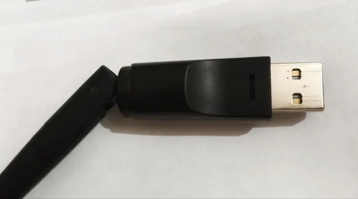 Alfa%20Wireless-N%20USB%20Adapter%20with%20Antenna%20-%20Image%204