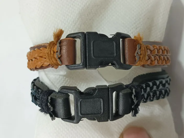 2%20Piece%20fashion%20Comfortable%20Braid%20Brclet%20For%20Men%20Stylish%20Fashion%20Artificial%20lethere%20Comfortable%20Braclet%20For%20Men%20-%20Image%204