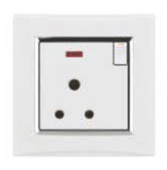 TNK%20-%201%20Gang%2015A%20Switch%20-%20Image%204