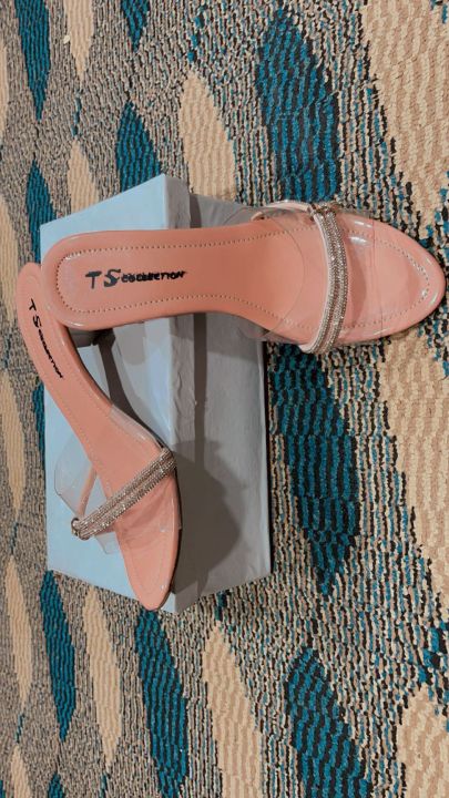 Girls transparent sleeper and casual heels